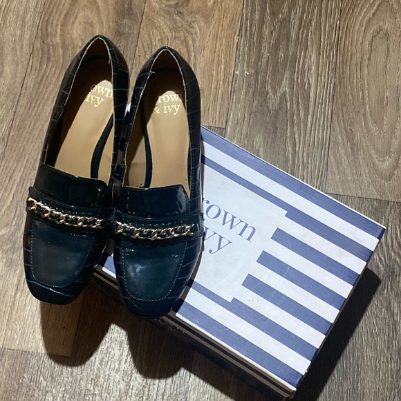 crown & ivy Shoes - Crown & Ivy Square Toe Heel Size 6.5